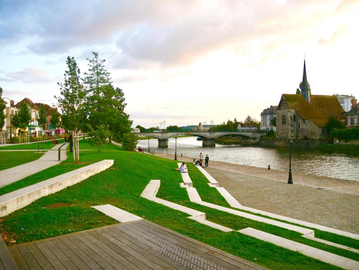 Oasis Au Coeur De Ville Sens Ngoại thất bức ảnh